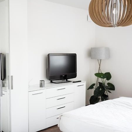 Moderne Ferienwohnung Mit Seeblick & Terrasse 96Qm Гросрешен Екстериор снимка
